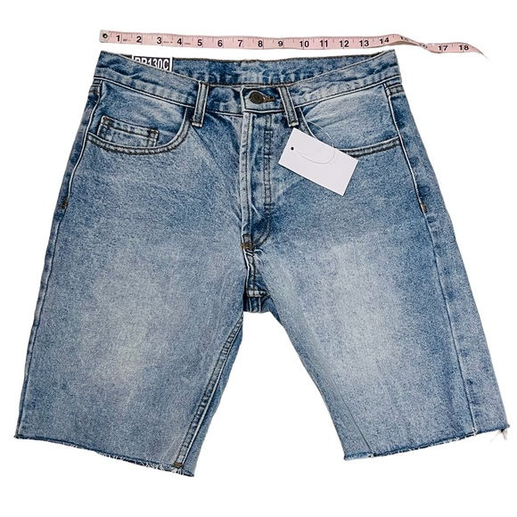 NWT Brandy Melville 90s Low Waist Denim Jean Bermuda Cut Off Shorts - Picture 9 of 14